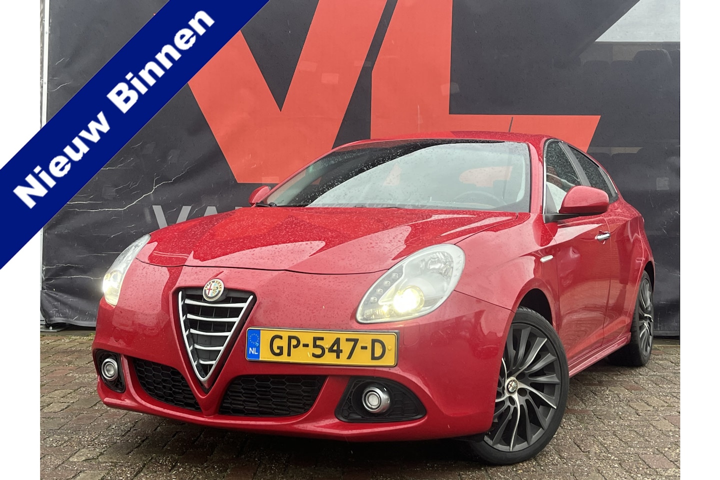 Alfa Romeo Giulietta - 1.4 T Exclusive | Nieuw Binnen! | Automaat | Rijmodus | Navi - AutoWereld.nl