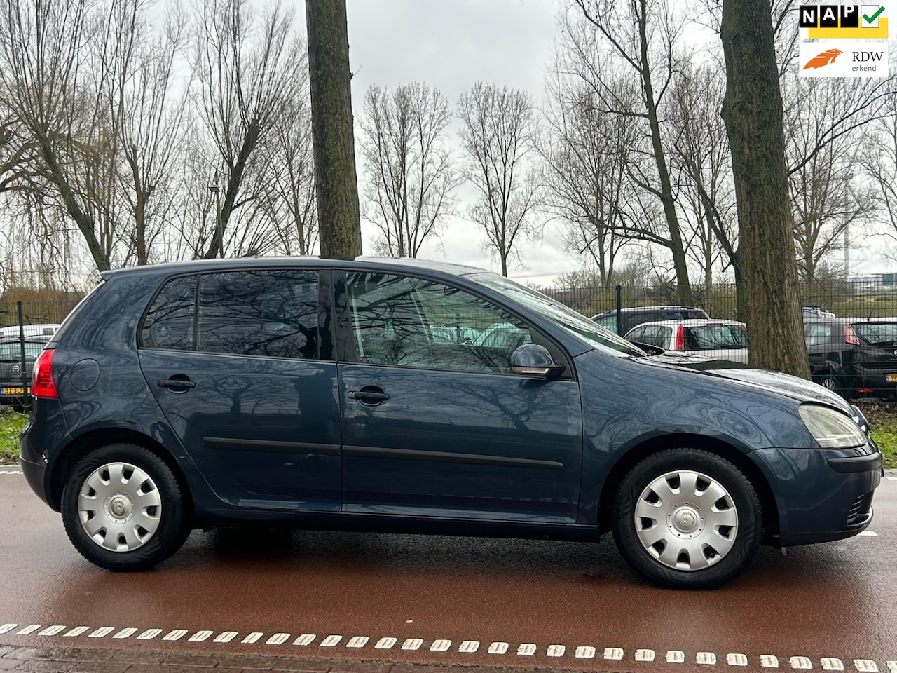 Volkswagen Golf - 1.4 FSI Trendline AIRCO!5DEURS!APK!KOOPJE! - AutoWereld.nl