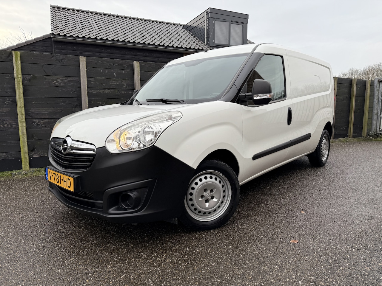 Opel Combo - 1.3 CDTi L2H1 Sport EURO 6 - AutoWereld.nl