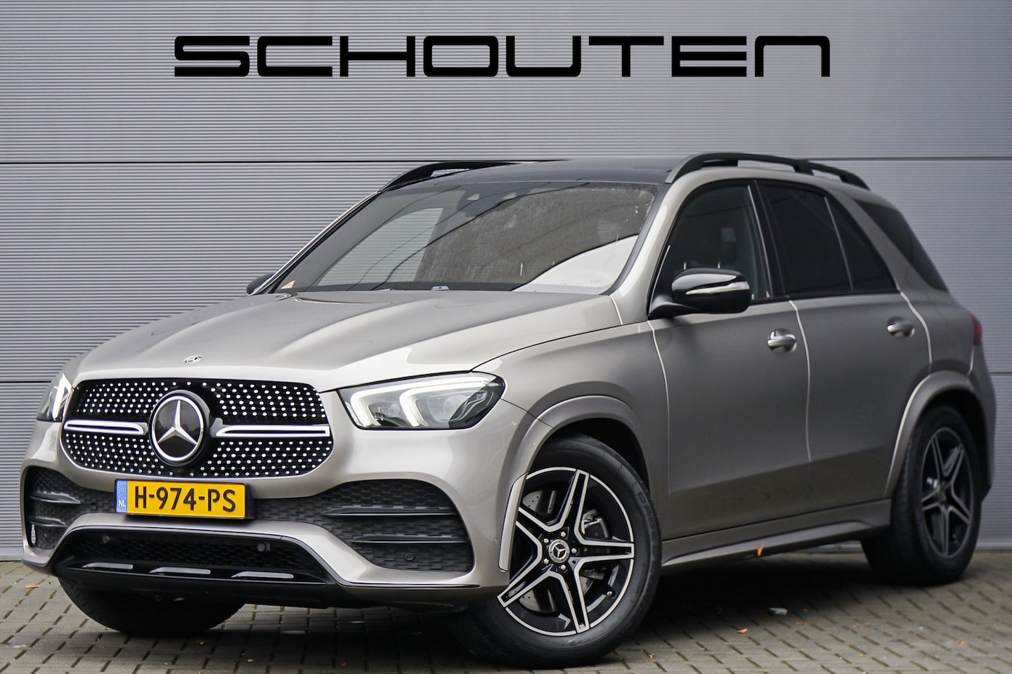 Mercedes-Benz GLE-Klasse - 450 4M AMG Pano Luchtvering Distronic 360° Trekhaak - AutoWereld.nl