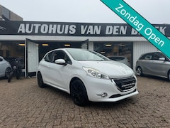 Peugeot 208 - 1.2 VTi Access 82Pk 1e Eigen Airco Led Cruise Ctr Pdc Bluetooth