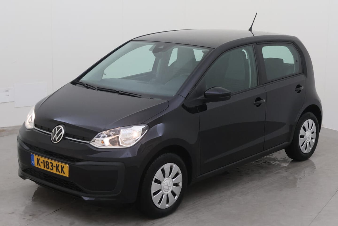 Volkswagen Up! - 1.0 BMT move up Executive Airco DAB+Radio - AutoWereld.nl