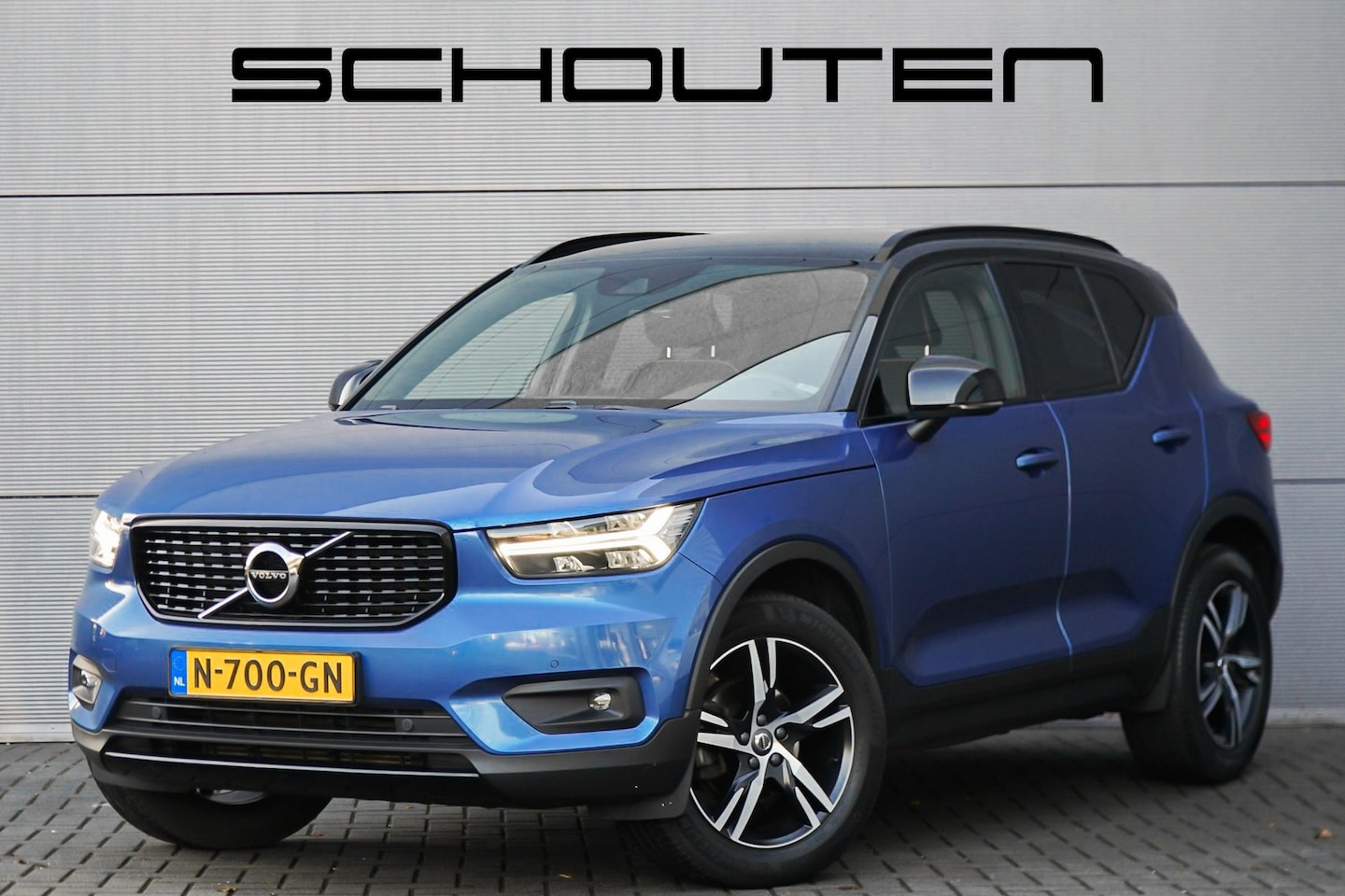 Volvo XC40 - 1.5 T3 R-Design CarPlay Harman/Kardon Navi Camera - AutoWereld.nl