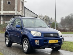 Toyota RAV4 - 2.0-16V VVT-i Sol | 4WD | Trekhaak | Airco |