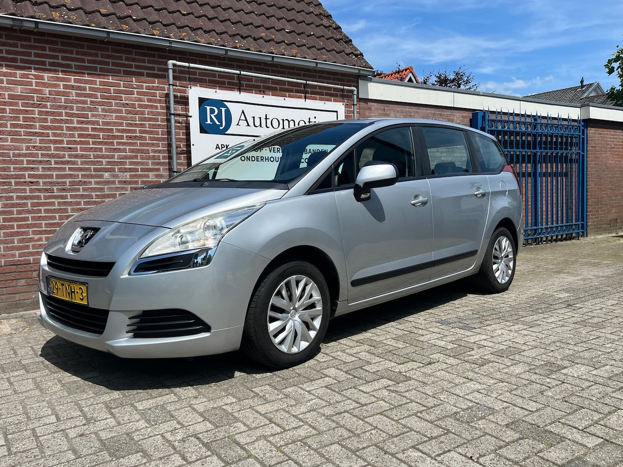 Peugeot 5008 - 1.6 VTi B. Lease 7p. APK/7PERS/AIRCO - AutoWereld.nl