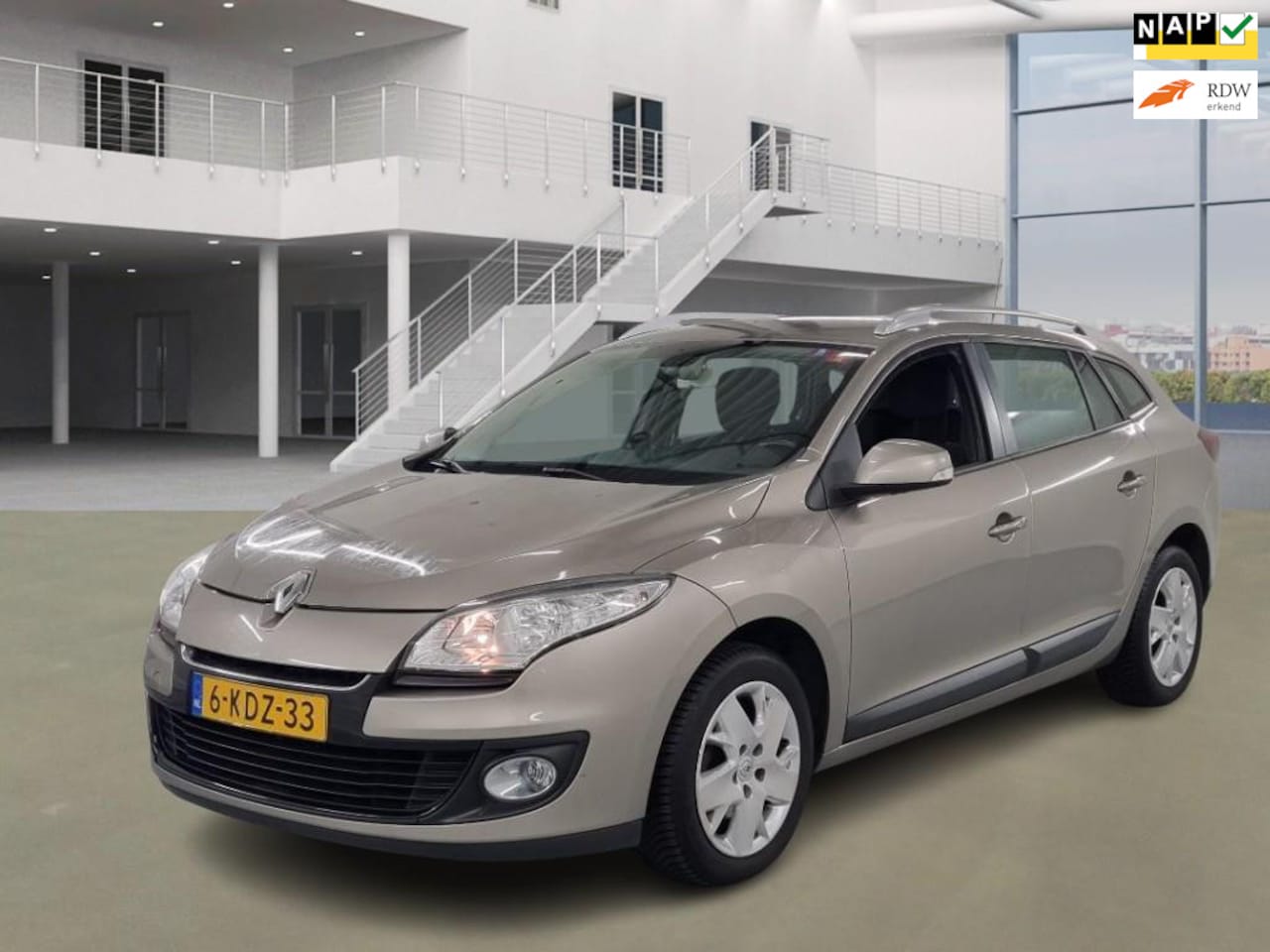 Renault Mégane Estate - 1.2 TCe Expression // NL prijs 3999 - AutoWereld.nl