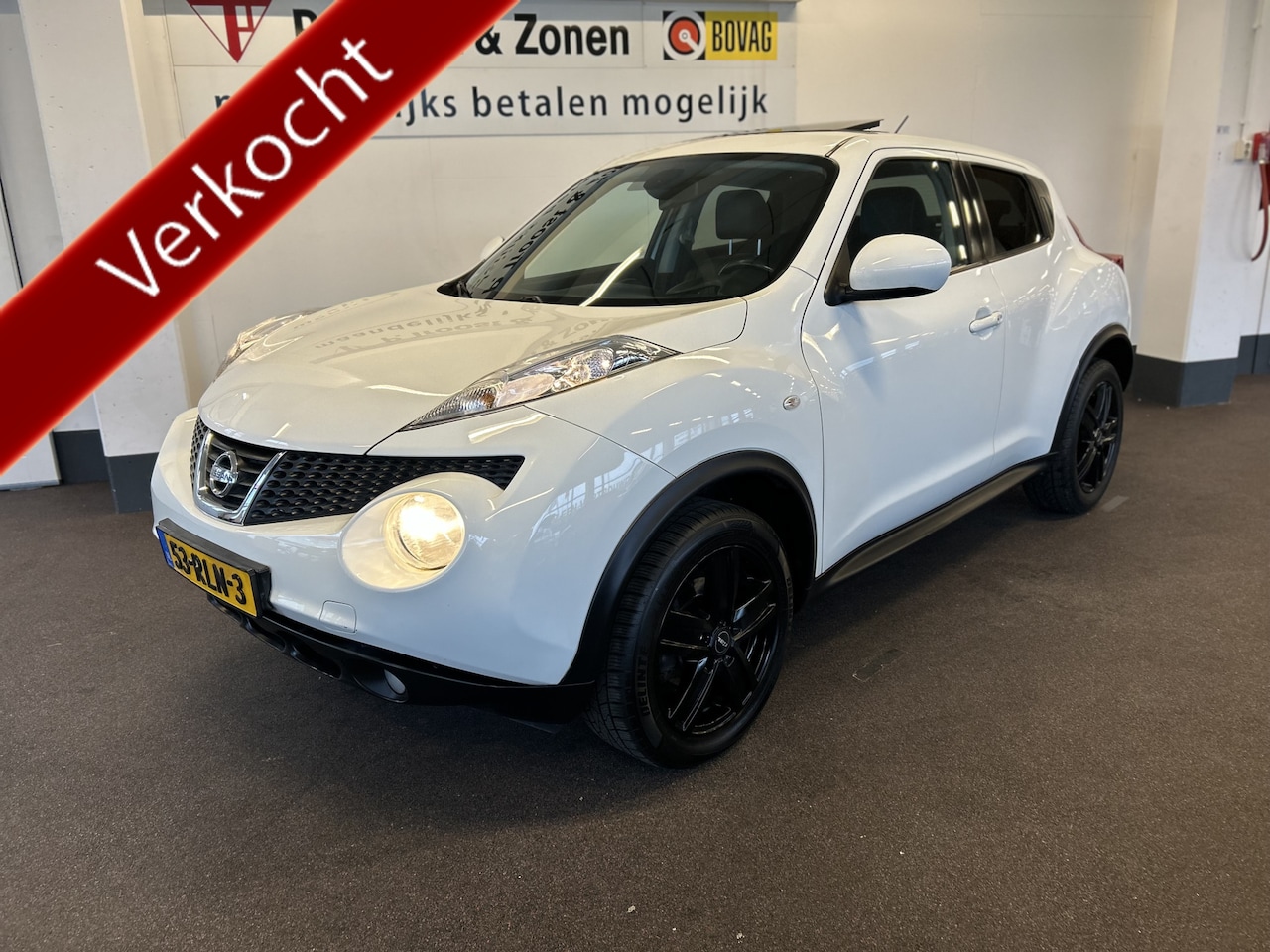 Nissan Juke - 1.6 Tekna | Lederen bekleding | Trekhaak | Panoramadak | Keyless | Cruise control | Climat - AutoWereld.nl