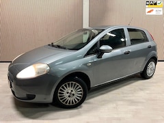 Fiat Grande Punto - 1.4 Active Met Nieuwe Apk