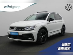 Volkswagen Tiguan - 2.0 TSI 190PK DSG 4Motion Highline Business R / R-Line | Pano | Trekhaak | Stoelverwarming