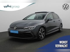 Volkswagen Golf - 1.5 eTSI 150PK DSG R-Line Business | Pano | Stuur-/stoelverwarming | Navi | Parkeersensore