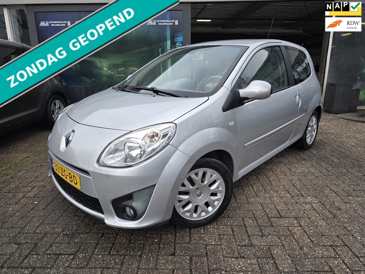 Renault Twingo - 1.2-16V Initiale | AUTOMAAT | 2E EIGENAAR | CLIMA | LEDER | LMV | CRUISE | PDC | - AutoWereld.nl