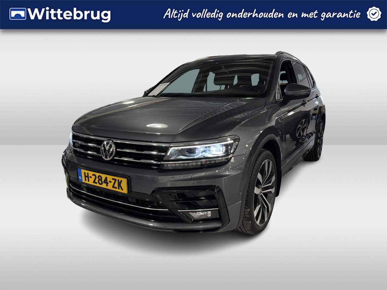 Volkswagen Tiguan Allspace - 1.5 TSI Highline Business R 7p. / 20"LMV / PANODAK / NAVI / CAMERA - AutoWereld.nl