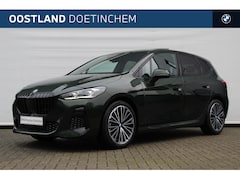 BMW 2-serie Active Tourer - 223i High Executive M Sport Automaat / Panoramadak / Trekhaak / Sportstoelen / M Adaptief