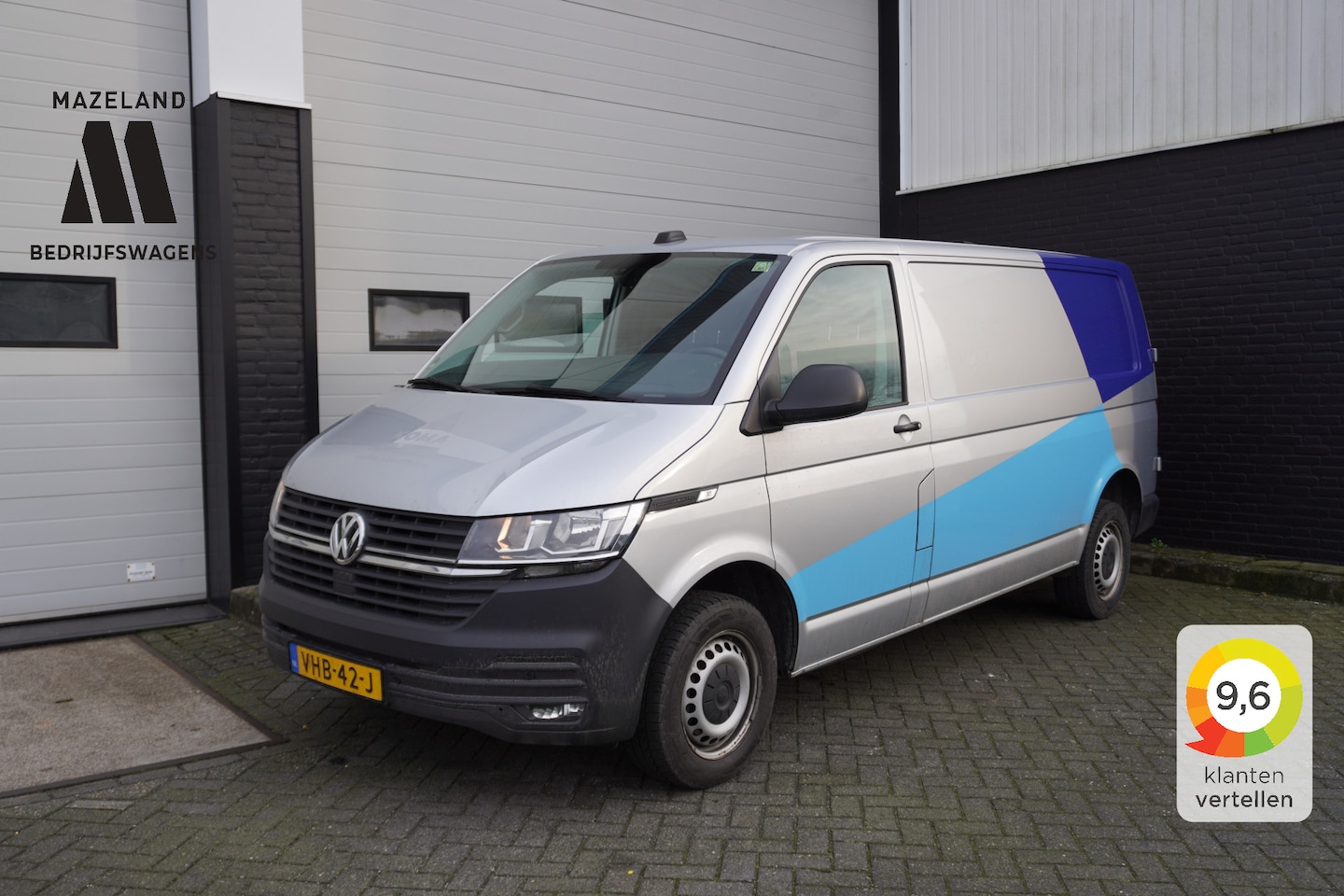 Volkswagen Transporter - 2.0 TDI 150PK AUTOMAAT L2 EURO 6 - Airco - Navi - Cruise - € 17.950,- Excl. - AutoWereld.nl