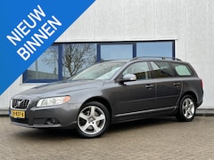 Volvo V70 - 2.4D Momentum PDC l Leer l Navi l