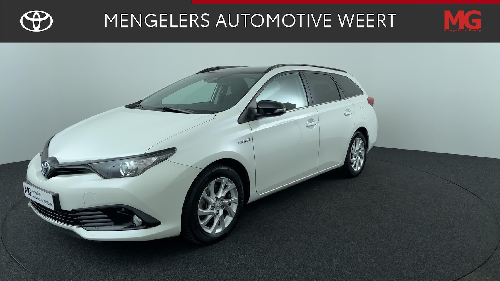 Toyota Auris Touring Sports - 1.8 Hybrid Energy Plus / Locatie Weert - AutoWereld.nl