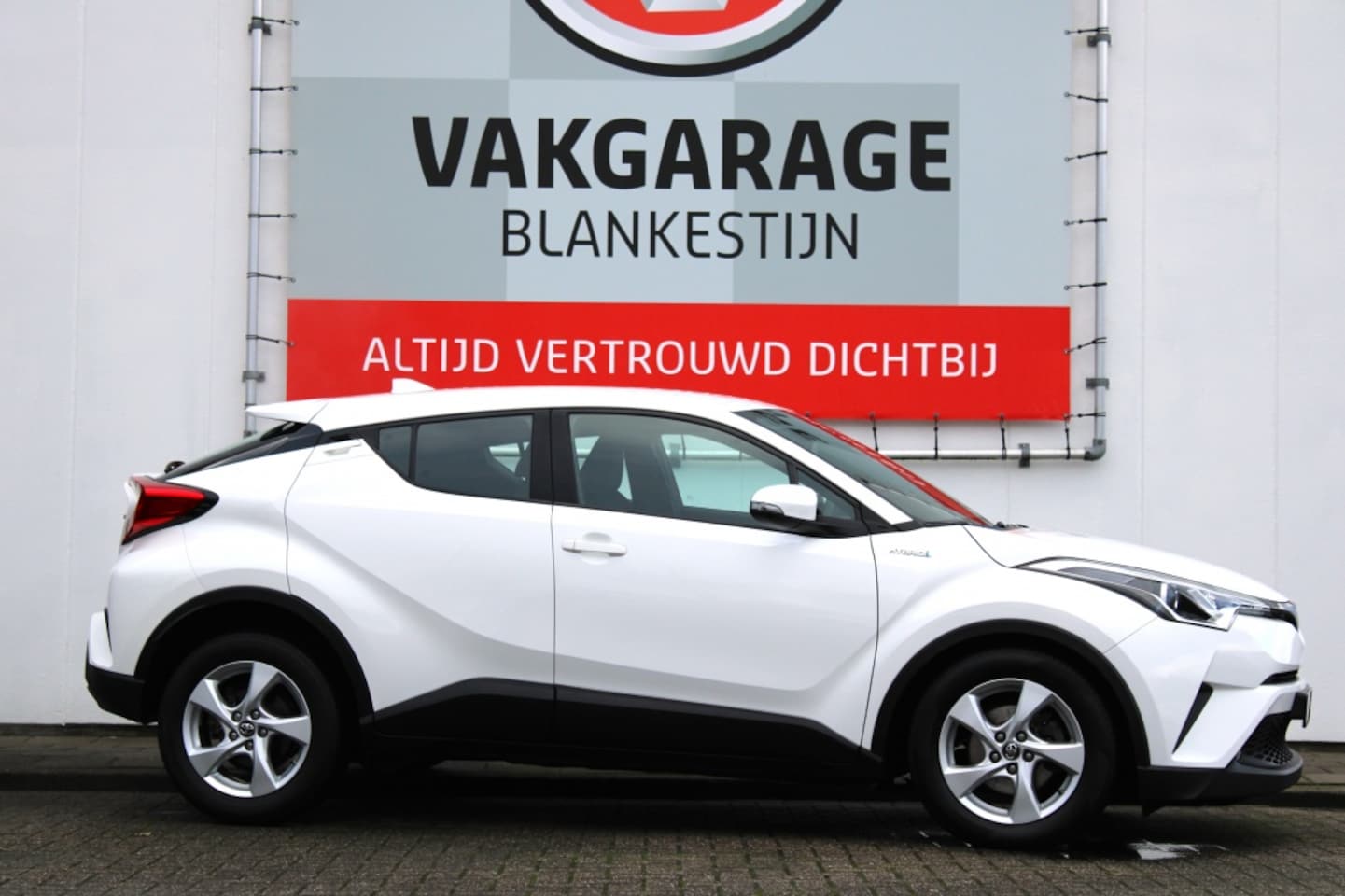 Toyota C-HR - 1.8 Hybrid Active 1.8 Hybrid Active - AutoWereld.nl