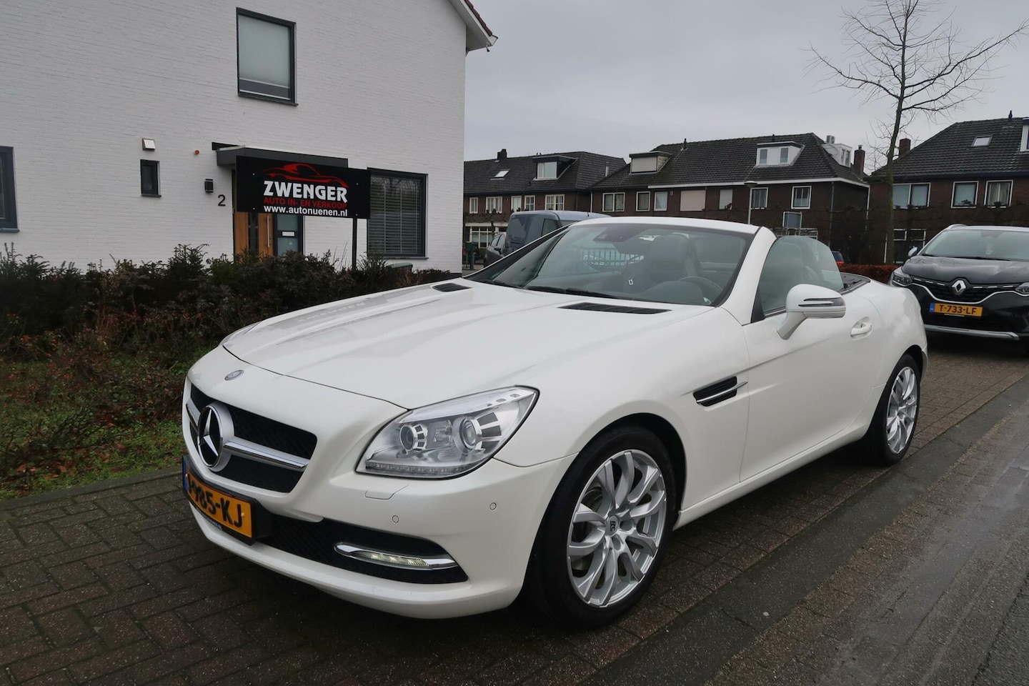 Mercedes-Benz SLK-klasse - 250 Aut 204pk|PANORAMADAK|HARMAN-KARDON|NAVIGATIE|AIRSCARF|XENON|SPORT|GOED ONDERHOUDEN - AutoWereld.nl