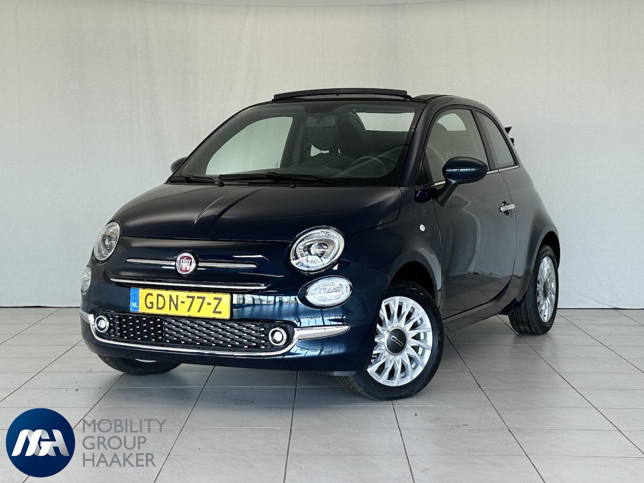 Fiat 500 C - 1.0 Hybrid Dolcevita I Apple Carplay I Parkeersensoren I Nieuw uit voorraad leverbaar - AutoWereld.nl