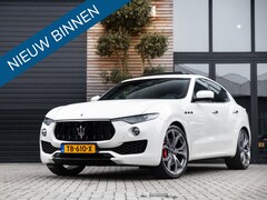 Maserati Levante - 3.0 V6 S AWD GranLusso Novitec Pano Leer 22 Inch H&K