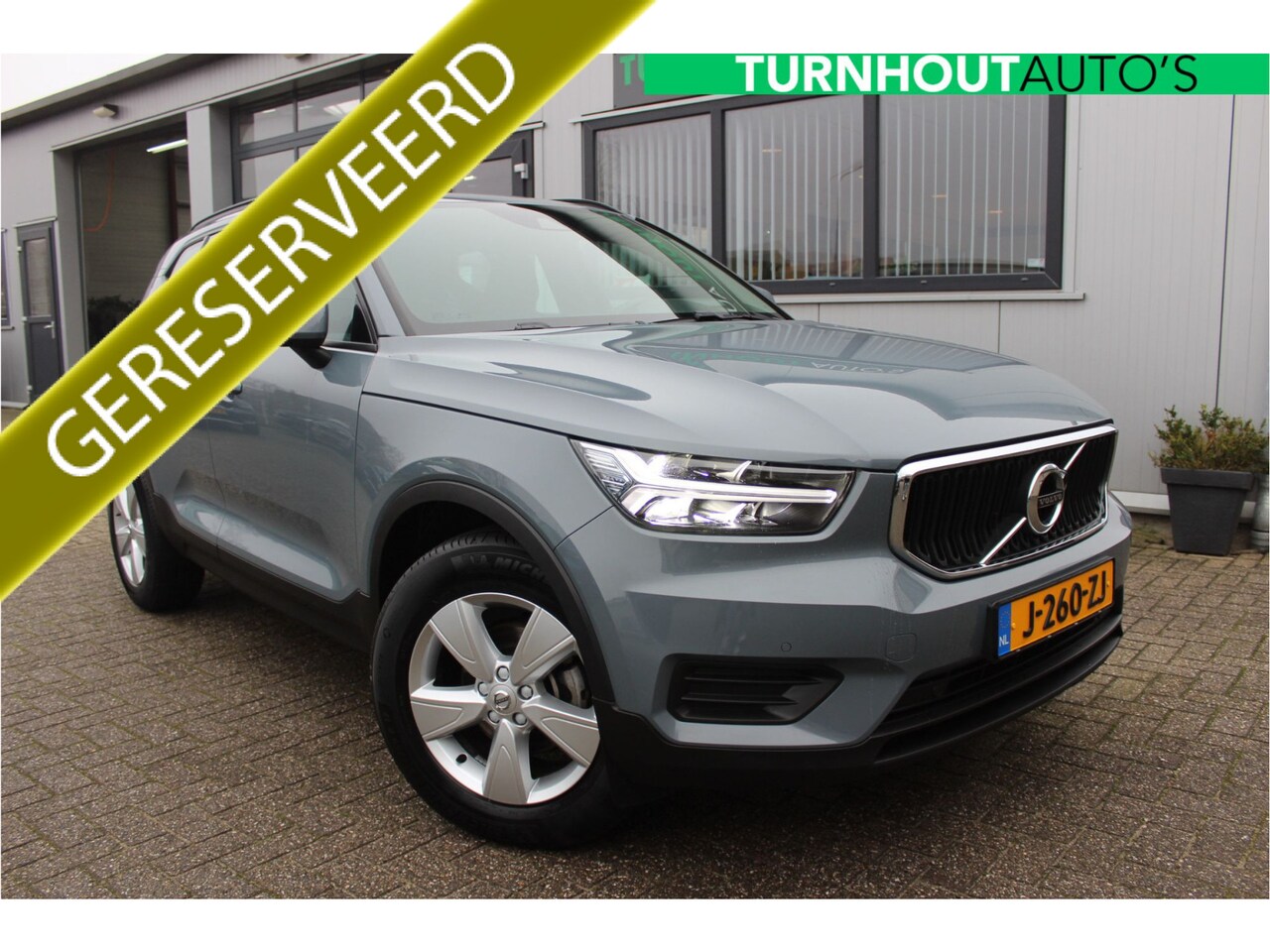 Volvo XC40 - 1.5 T2 Momentum Camera - AutoWereld.nl