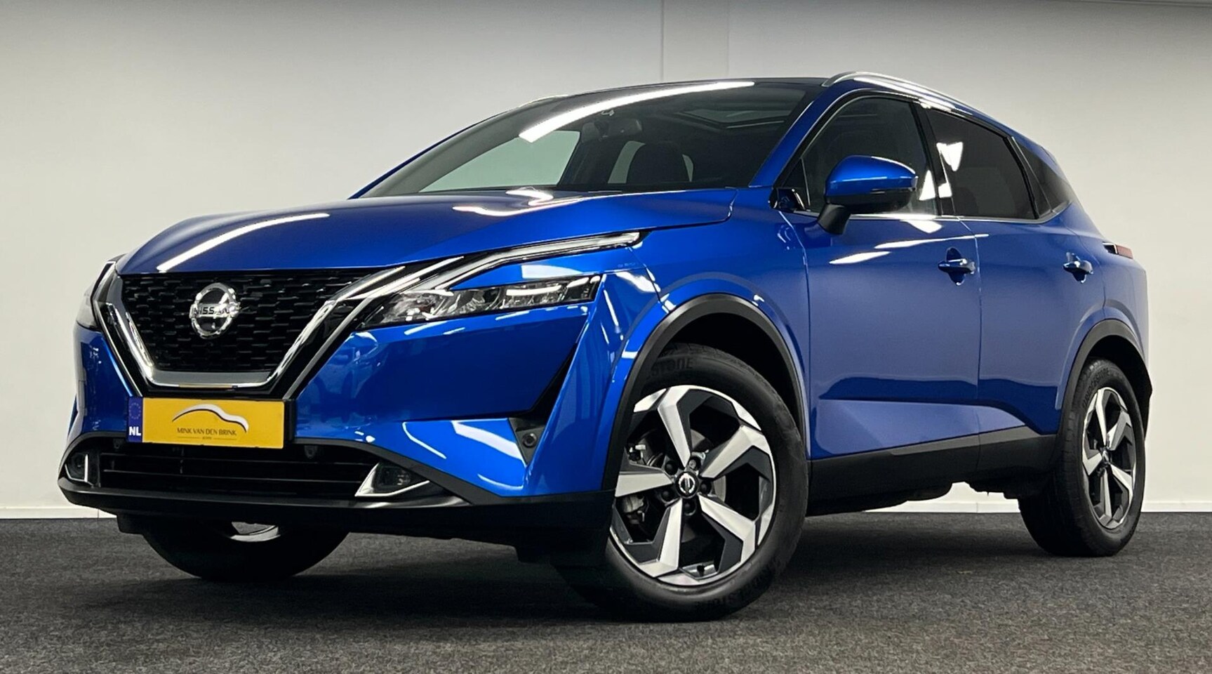 Nissan Qashqai - 1.3 MHEV N-Connecta*Panodak*360Camera*Navi*Carplay* - AutoWereld.nl