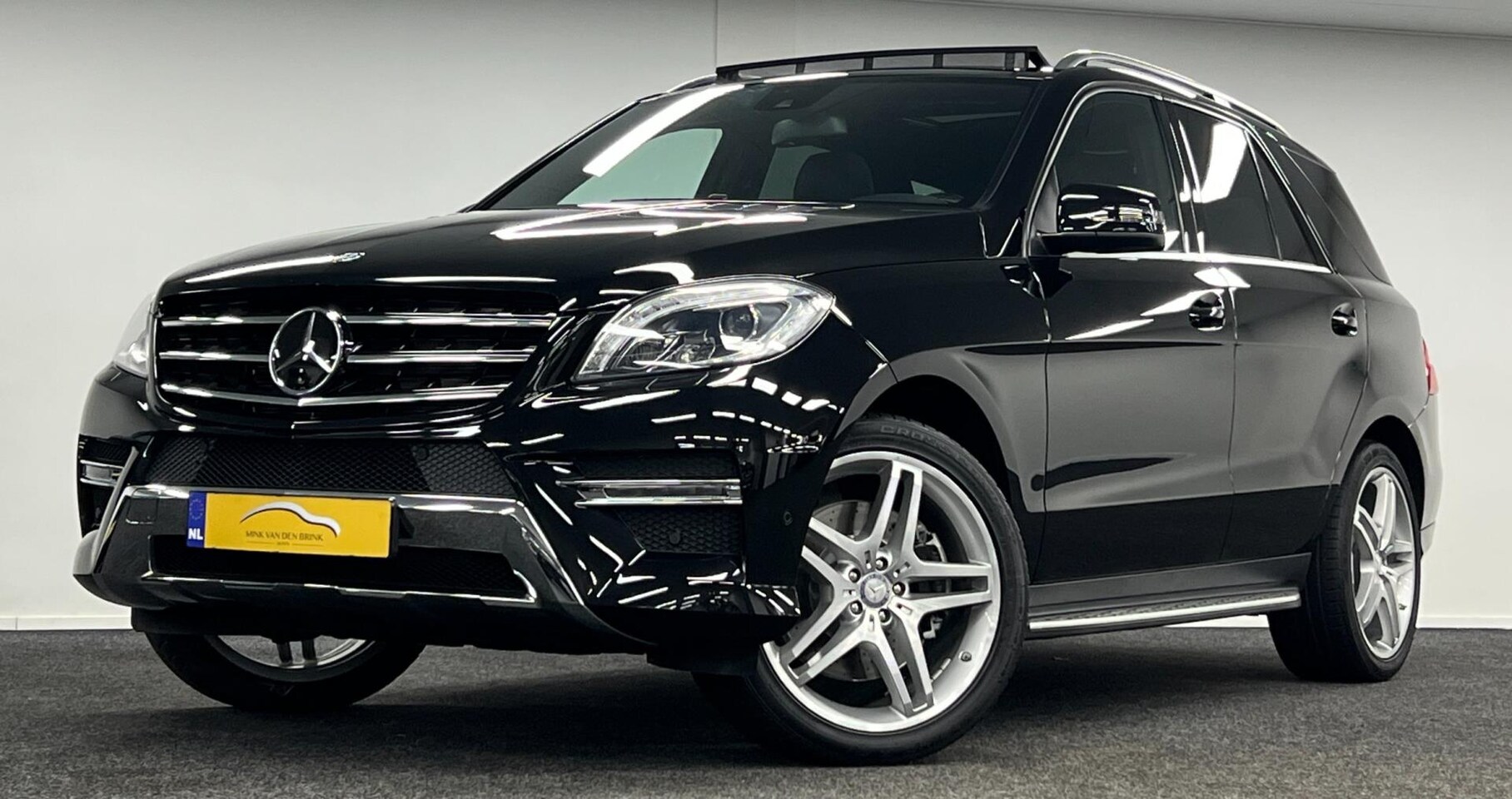 Mercedes-Benz M-klasse - 500*408PK*4-Matic*DealerOh*AMG Xenon*Panodak*Camera*Trekhaak* - AutoWereld.nl