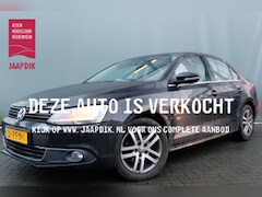 Volkswagen Jetta - BWJ 2011 1.6 TDI 105 PK Highline BlueMotion STOELVERW. / NAVI / CLIAM / CRUISE / LEDER / P