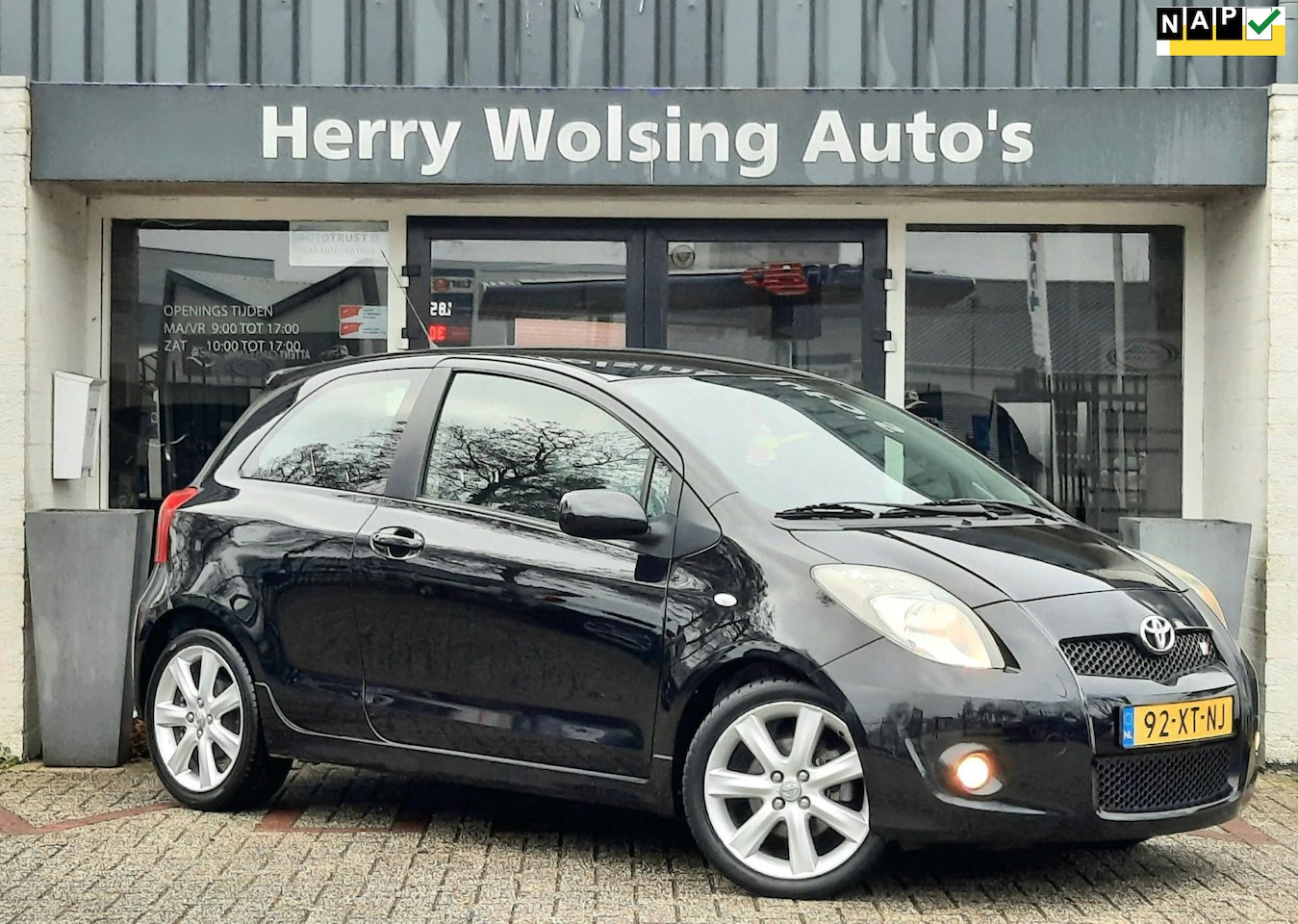 Toyota Yaris - 1.8 VVTi TS Sport 133 PK Airco 17 Inch NAP - AutoWereld.nl