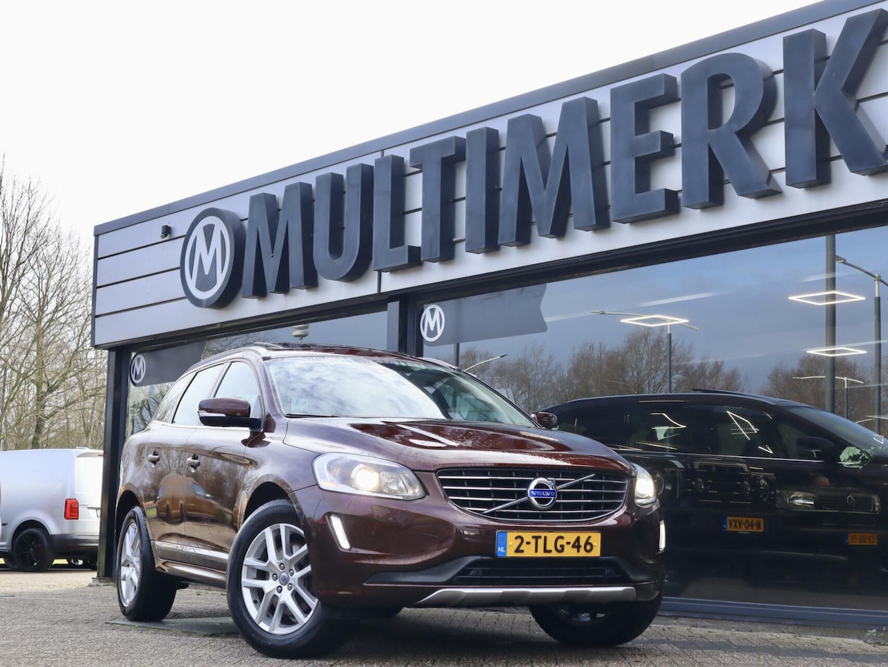 Volvo XC60 - 2.0 T5 FWD Summum 2.0 T5 FWD Summum, Pano/schuifdak, Trekhaak - AutoWereld.nl