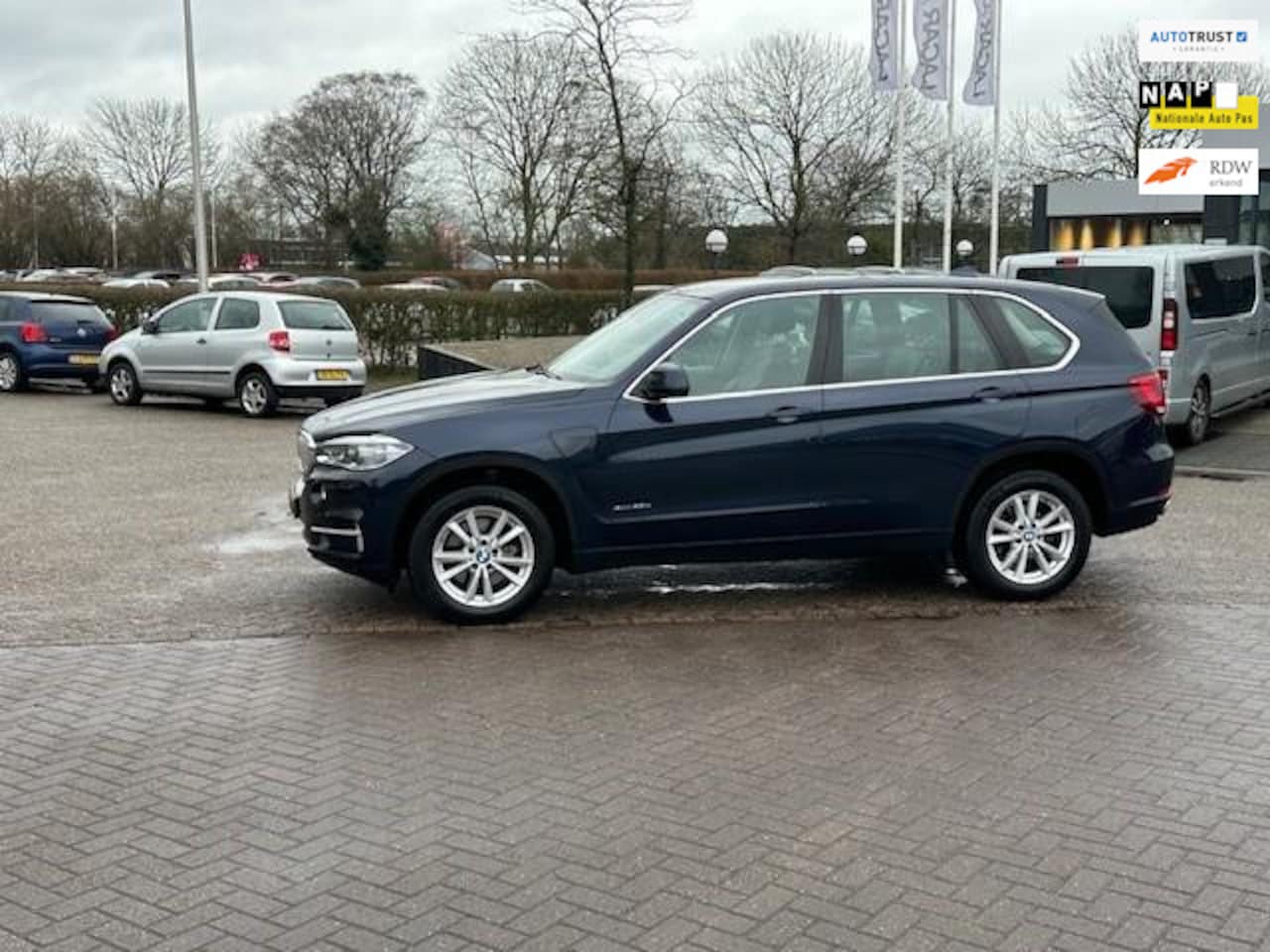 BMW X5 - XDrive40e High Executive Automaat,bj.2015,kleur:blauw ! Navi,Leder,Trekhaak,Stereo,NAP met - AutoWereld.nl