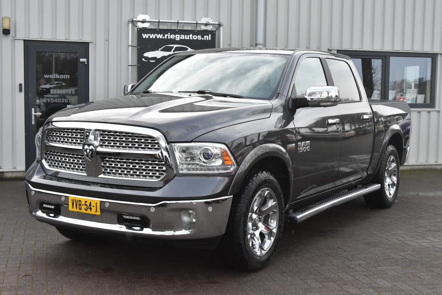 Dodge Ram 1500 - Hemi 5,7 V8 Crew Cab. - AutoWereld.nl