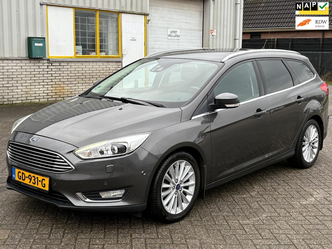 Ford Focus Wagon - 1.0 EcoBoost 125 PK 6 BAK LPG G3 Bj 2015 Titanium Weinig km,s Ecc Airco Navi Park Assist X - AutoWereld.nl