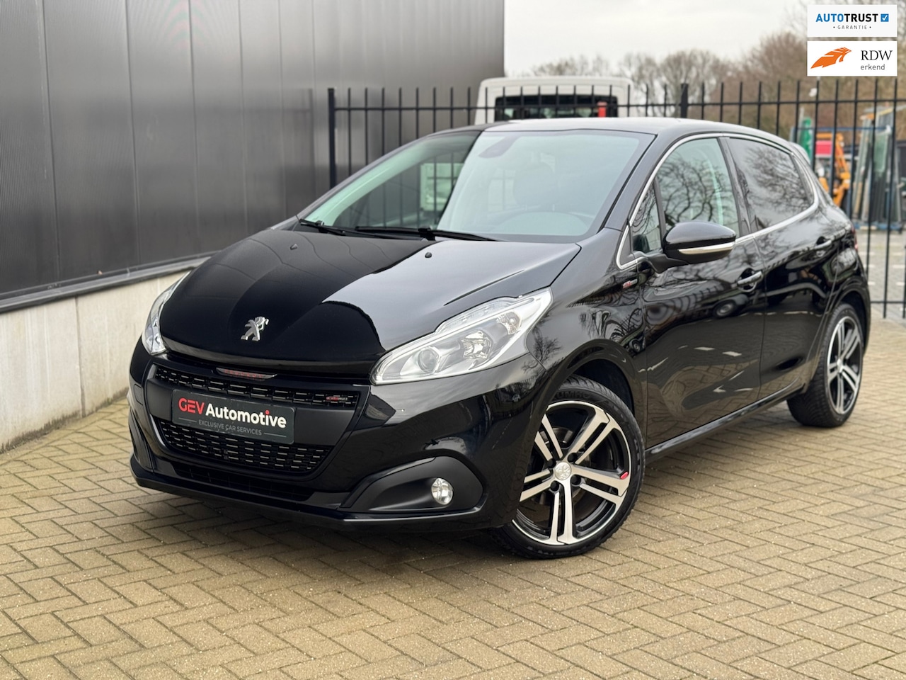 Peugeot 208 - 1.2 PureTech GT-Line 110 pk Camera | Cruise | Carplay - AutoWereld.nl