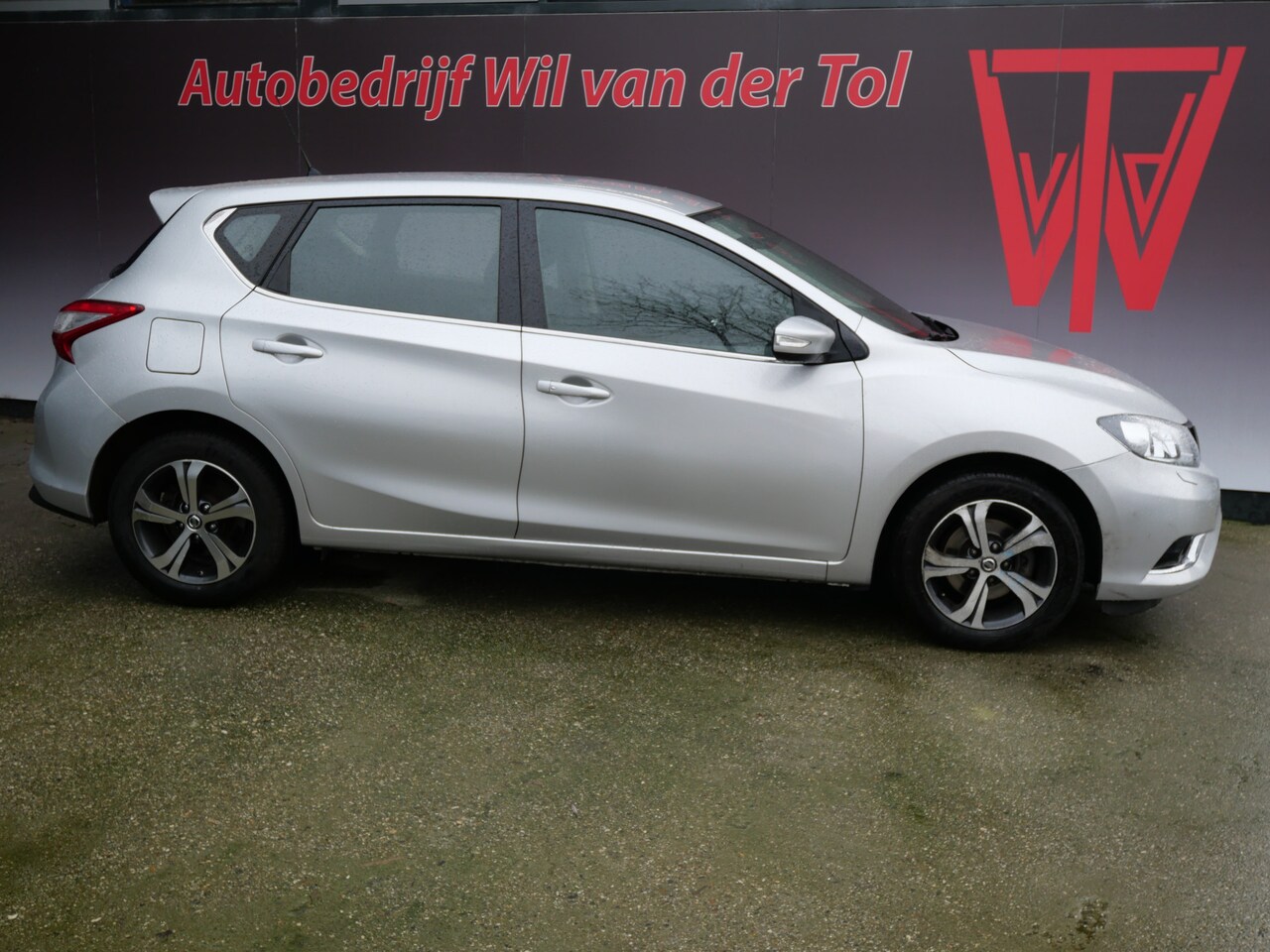 Nissan Pulsar - 1.2 DIG-T CONNECT EDITION | NAVIGATIE | KEYLESS | CAMERA | NIEUWE APK!! - AutoWereld.nl