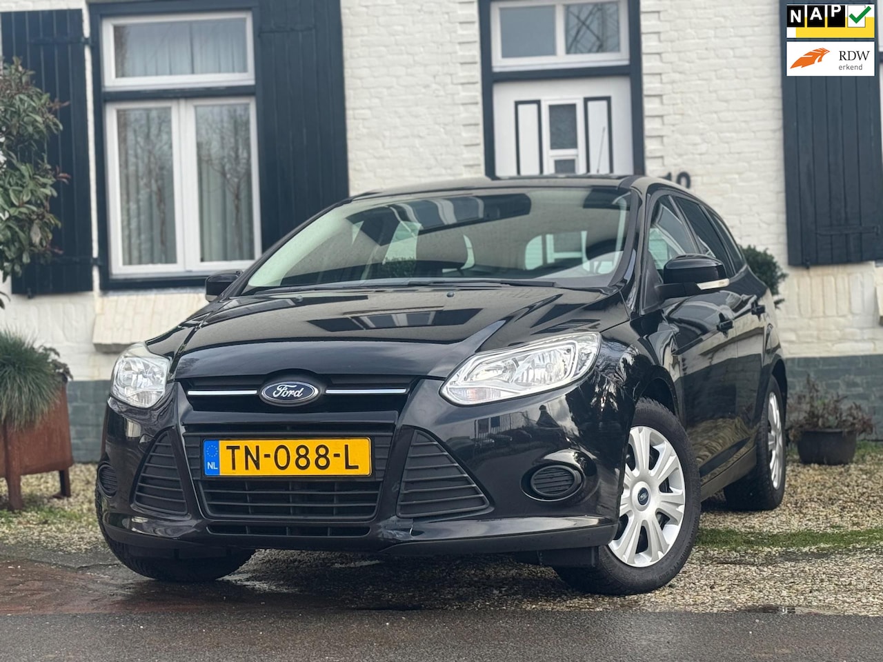 Ford Focus Wagon - 1.6 TI-VCT Titanium|PDC| - AutoWereld.nl