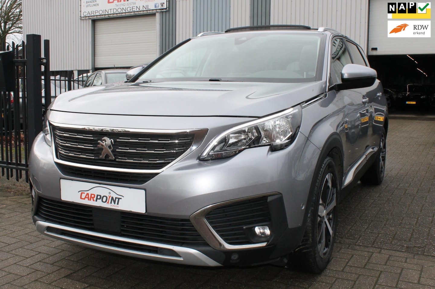 Peugeot 5008 - 1.2 PureTech Crossway Pano 360 7 Zits Trekhaak! - AutoWereld.nl