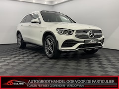 Mercedes-Benz GLC-klasse - 300e 4MATIC AMG Line Half leder, Pano, Camera, Navi, Keyless start, Cruise control adaptie