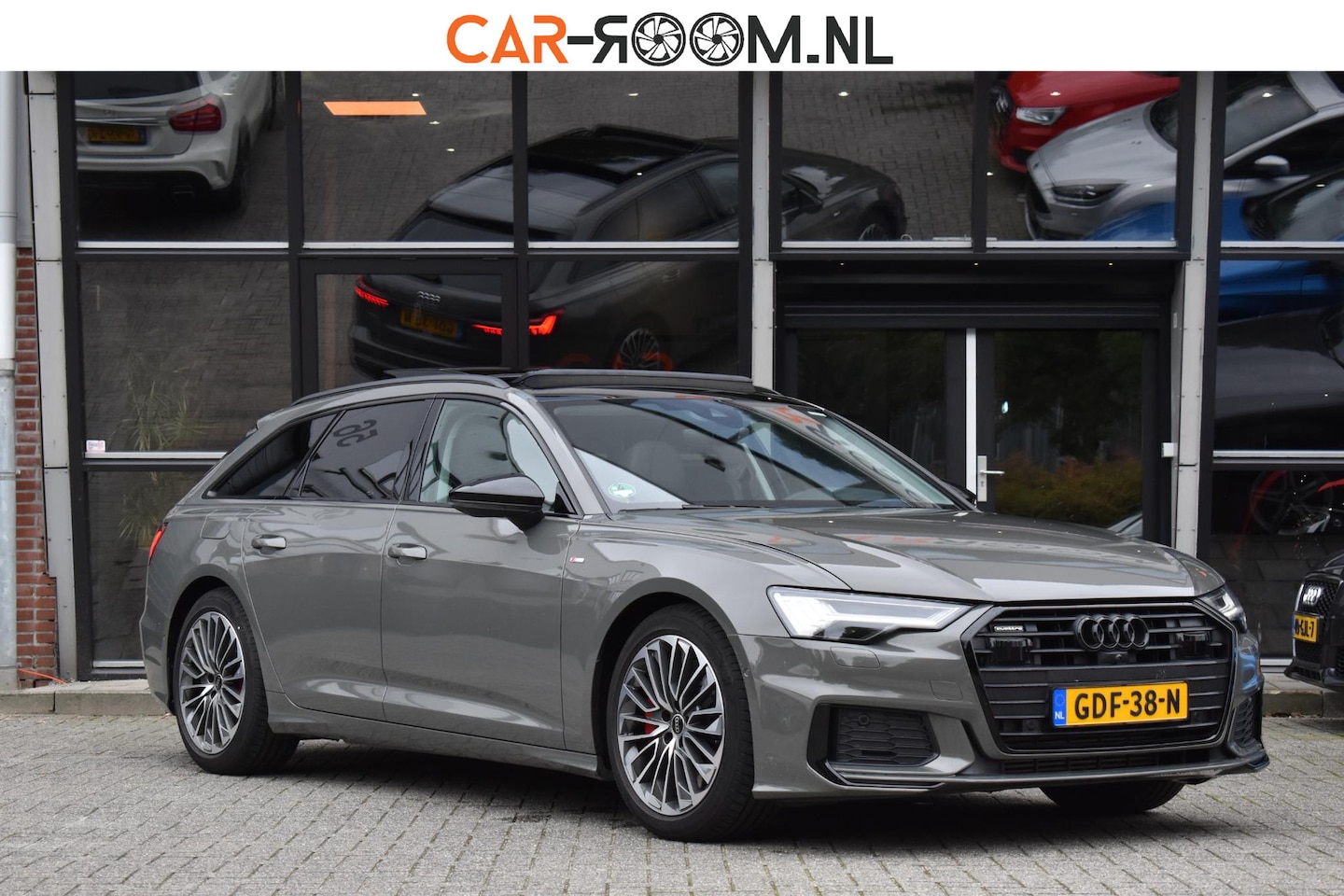 Audi A6 Avant - 55 TFSI e quattro HUD Matrix Pano ACC Lane D.Hoek 360 B&O - AutoWereld.nl