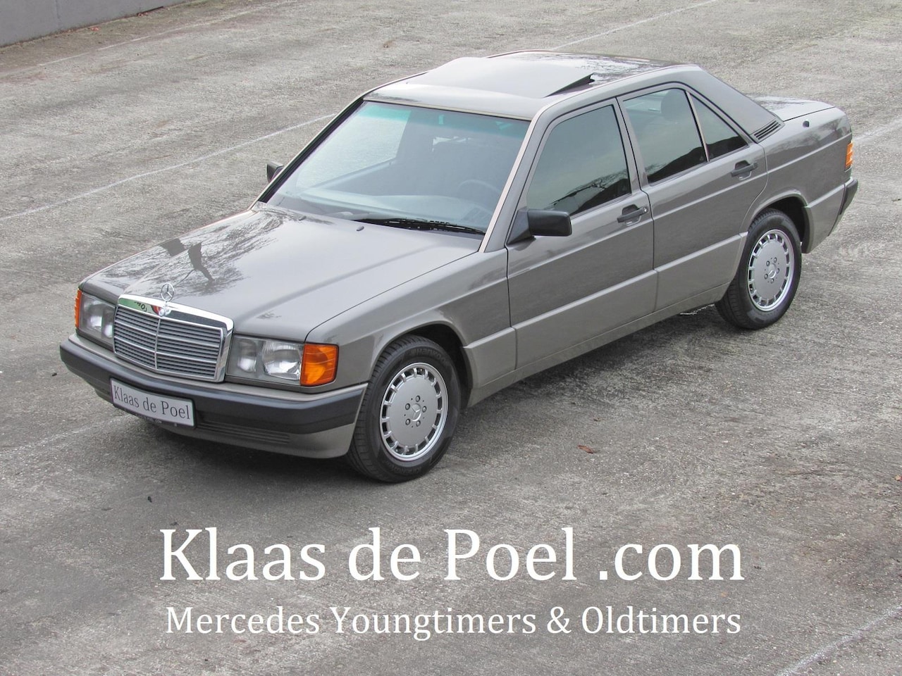 Mercedes-Benz 190-serie - W201 190E 2.0 Automaat Airco Schuif- kanteldak Centraal Getint Armsteun Hoofdsteunen - AutoWereld.nl