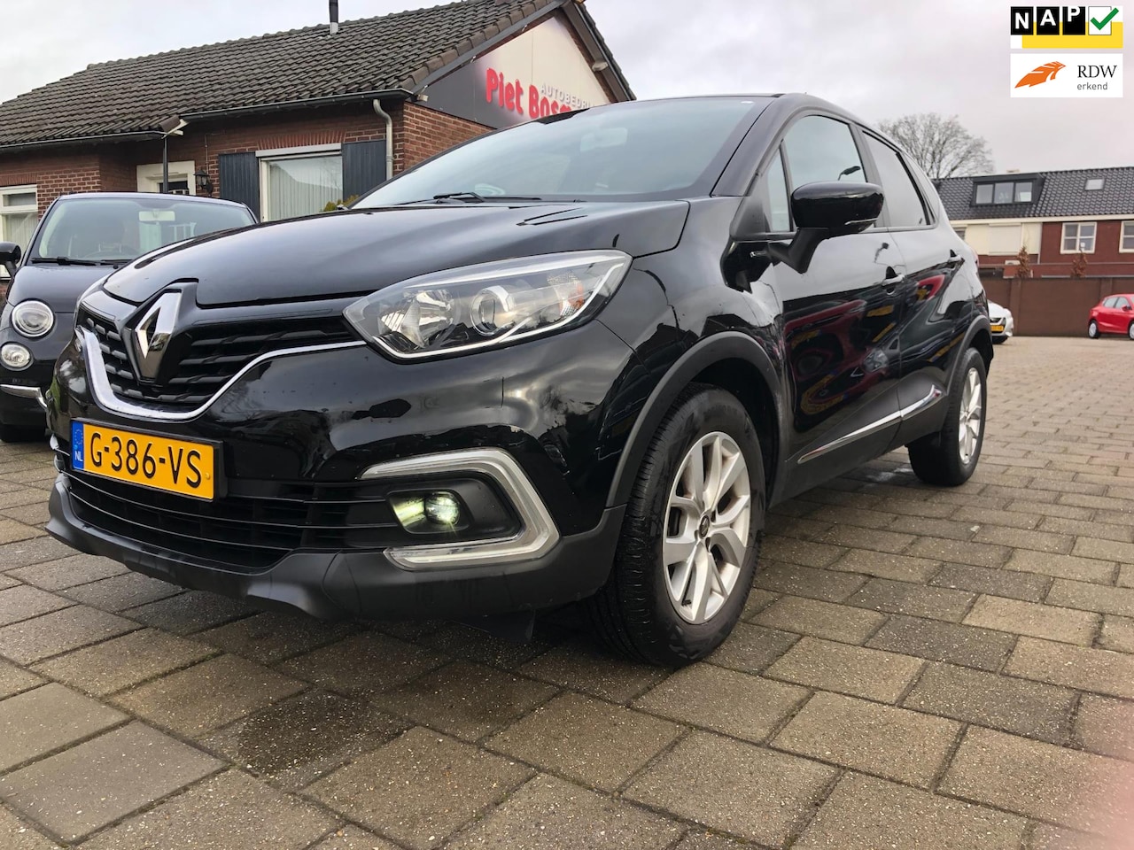 Renault Captur - 0.9 TCe Limited Navigatie Cruise Control - AutoWereld.nl