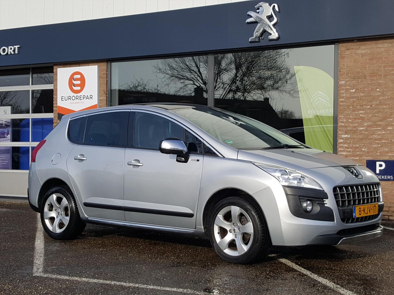 Peugeot 3008 - GT 1.6-16V VTi 120PK TREKHAAK | LMVELGEN17INCH | PARKEERHULP ACHTER | NAVIGATIE&BLUETOOTH - AutoWereld.nl