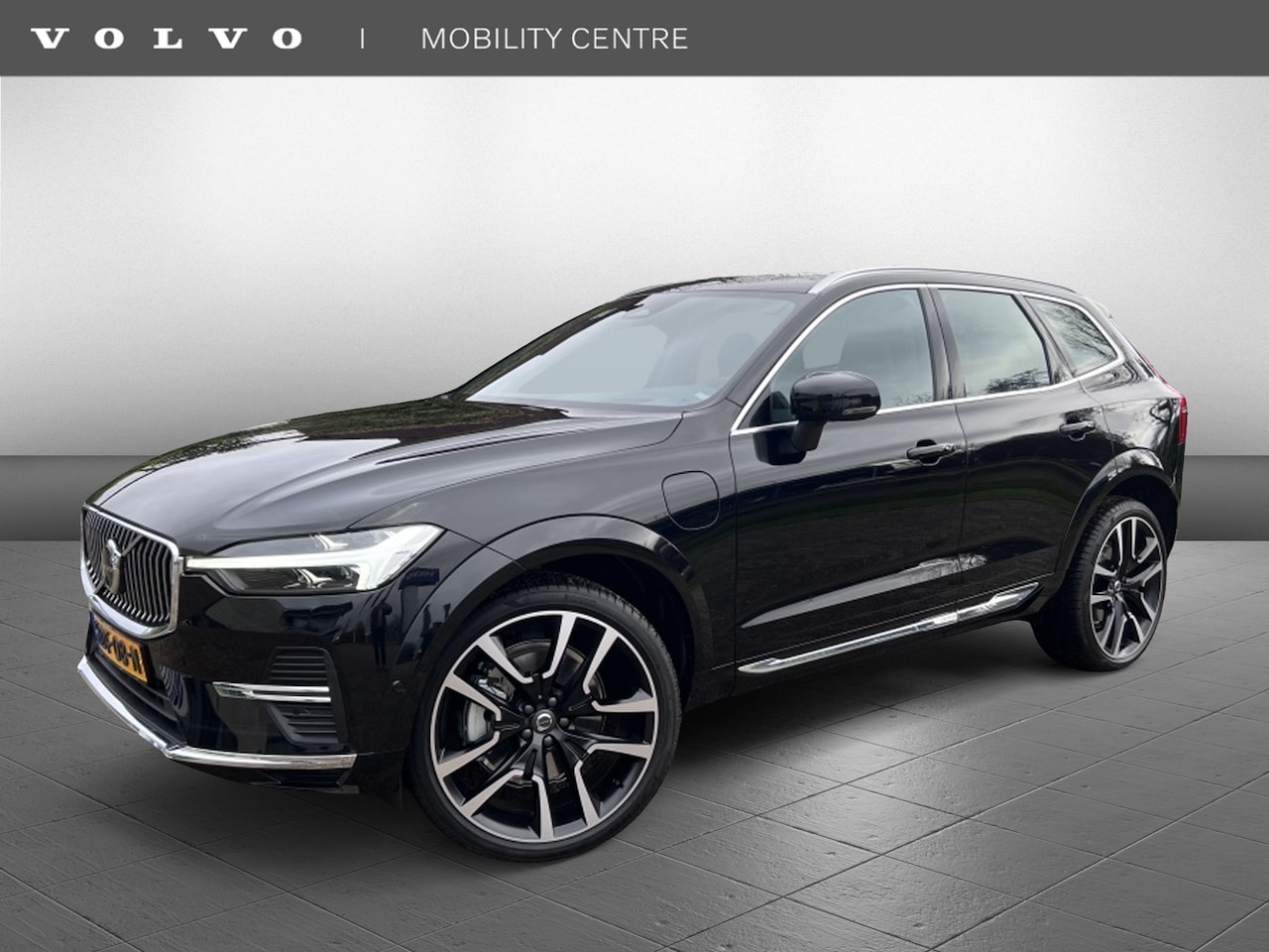 Volvo XC60 - 2.0 T6 AWD U. Bright | Demo deal | Luchtvering | 360 camera | HU - AutoWereld.nl