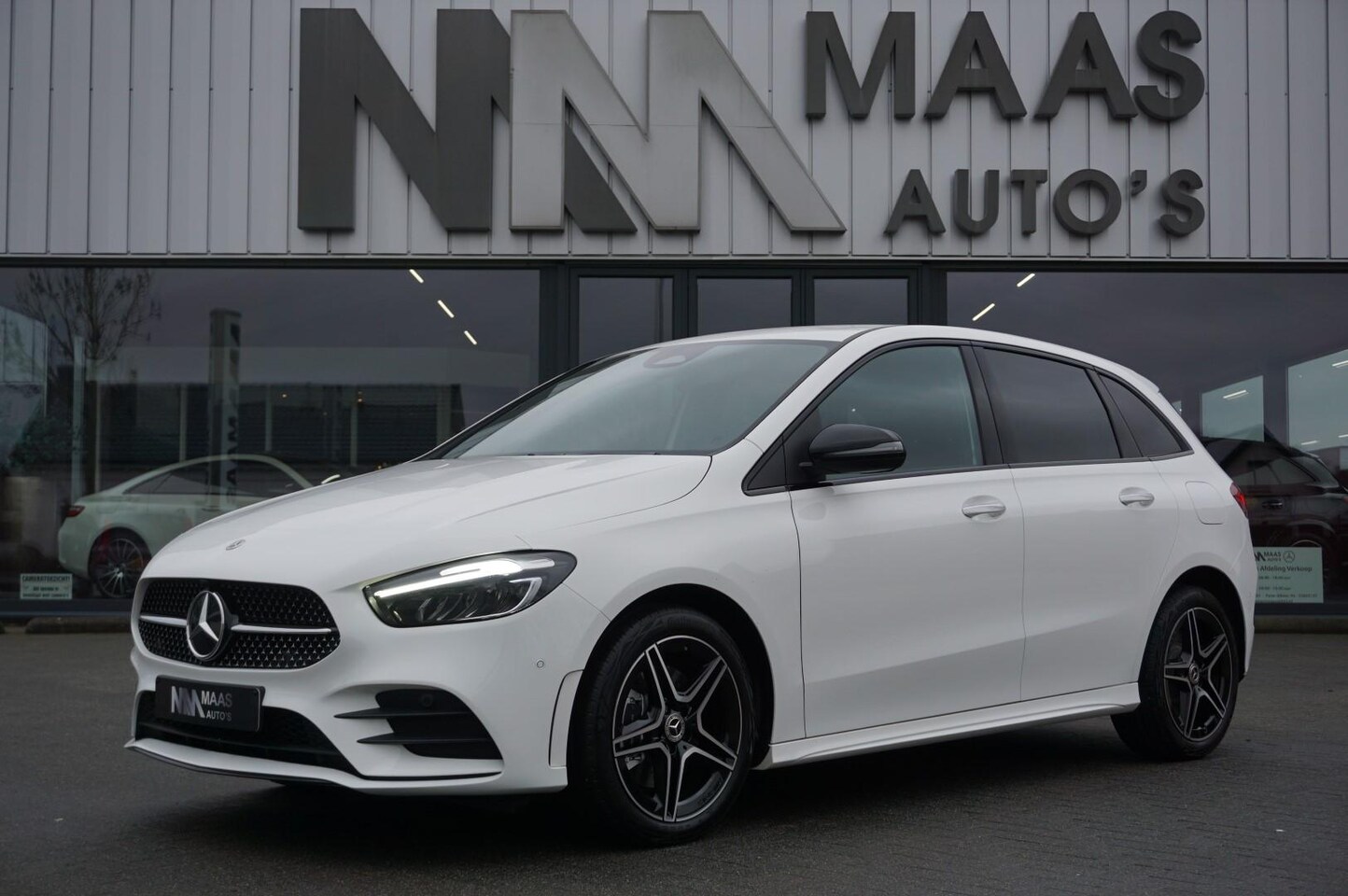 Mercedes-Benz B-klasse - 250 e AMG Line Facelift - AutoWereld.nl