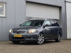 Toyota Avensis Wagon - 2.0 D-4D Luna Business Trekhaak / APK 06-09-2025