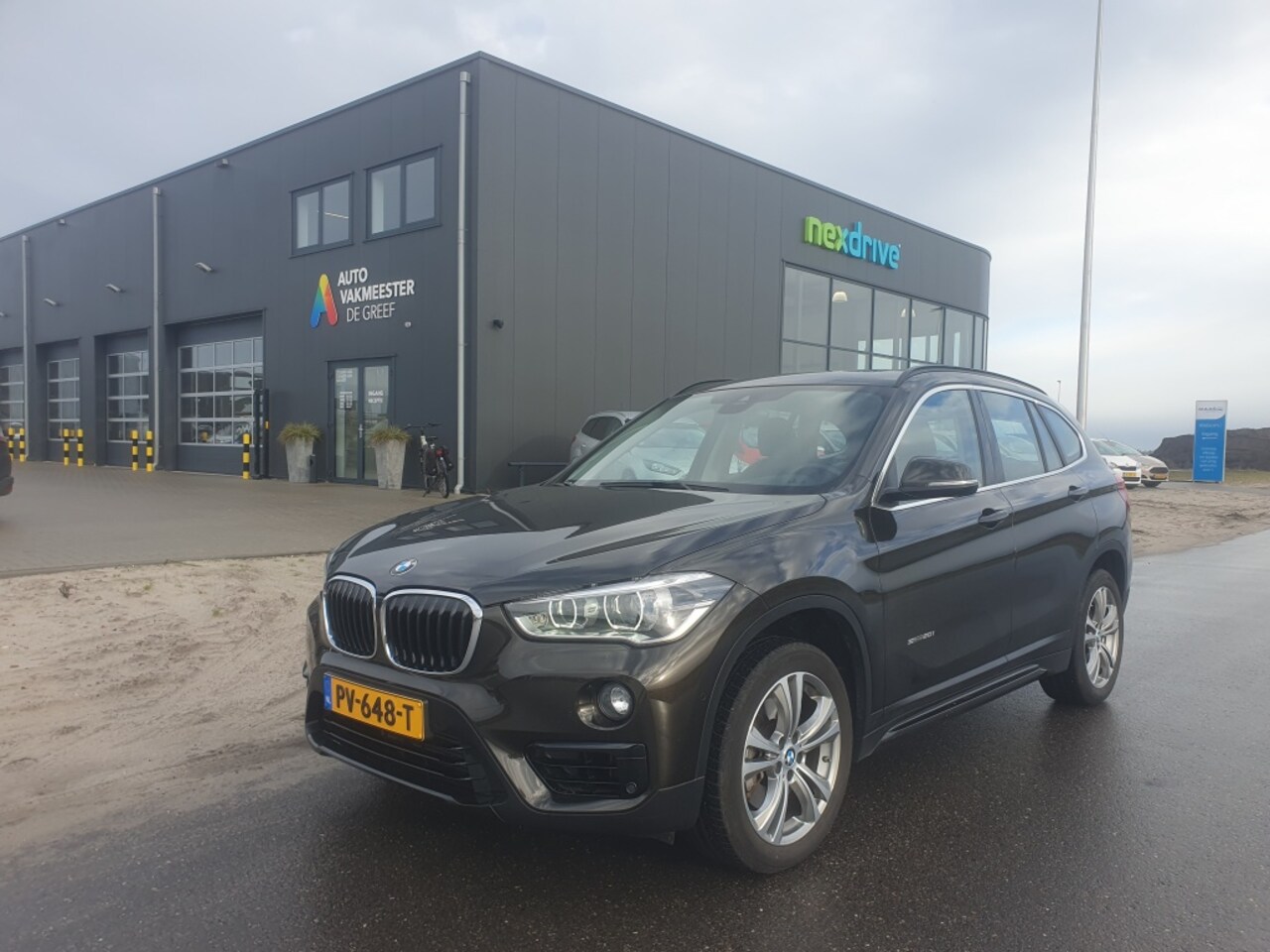 BMW X1 - sDrive20i High Executive Panoramadak eigenaar - AutoWereld.nl