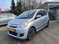 Daihatsu Cuore - 1.0 Premium AIRCO INCL SET WINTERBANDEN