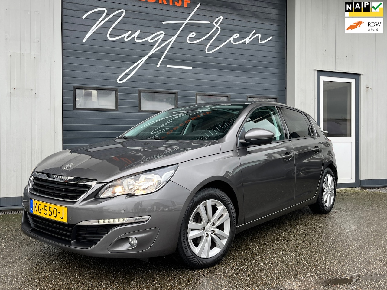 Peugeot 308 - 1.2 PureTech Executive Navi Clima Cruise - AutoWereld.nl