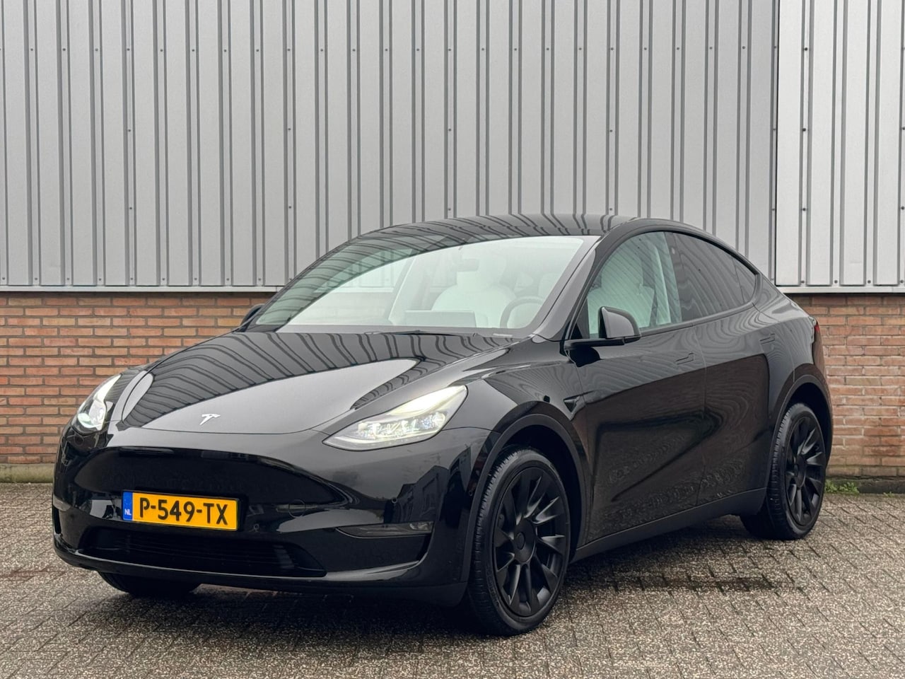 Tesla Model Y - Long Range AWD 20inch/ Wit Leer/ Ryzen - AutoWereld.nl