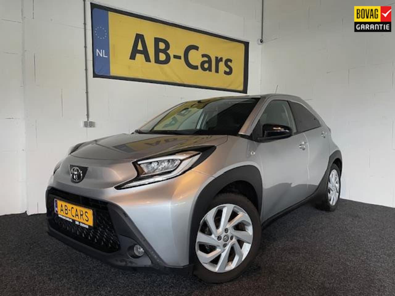 Toyota Aygo X - 1.0 VVT-i MT First met lichtmetalen velgen - AutoWereld.nl